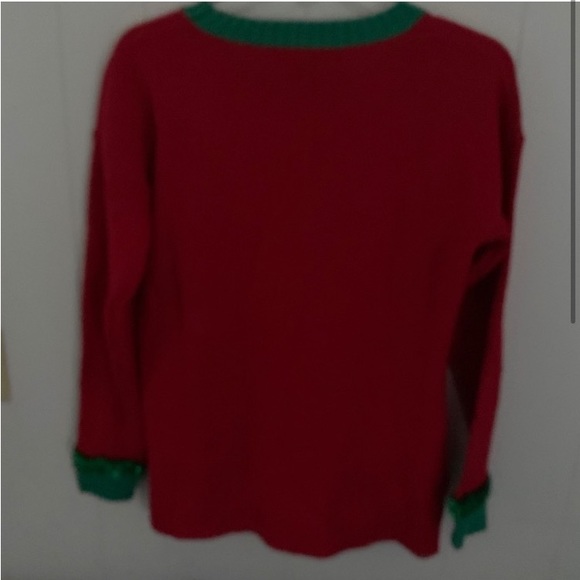 EUC Christmas Sweater Size Small Very cute bad pictures but nice Sweater. - Picture 2 of 4